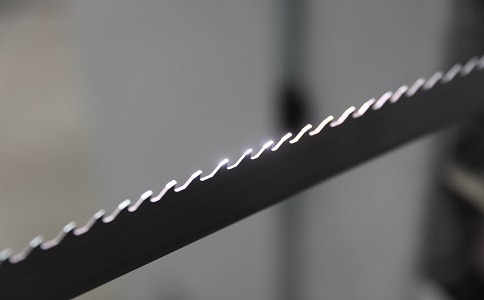 南京双金属带锯条产生切削噪音的原因具体有哪些？